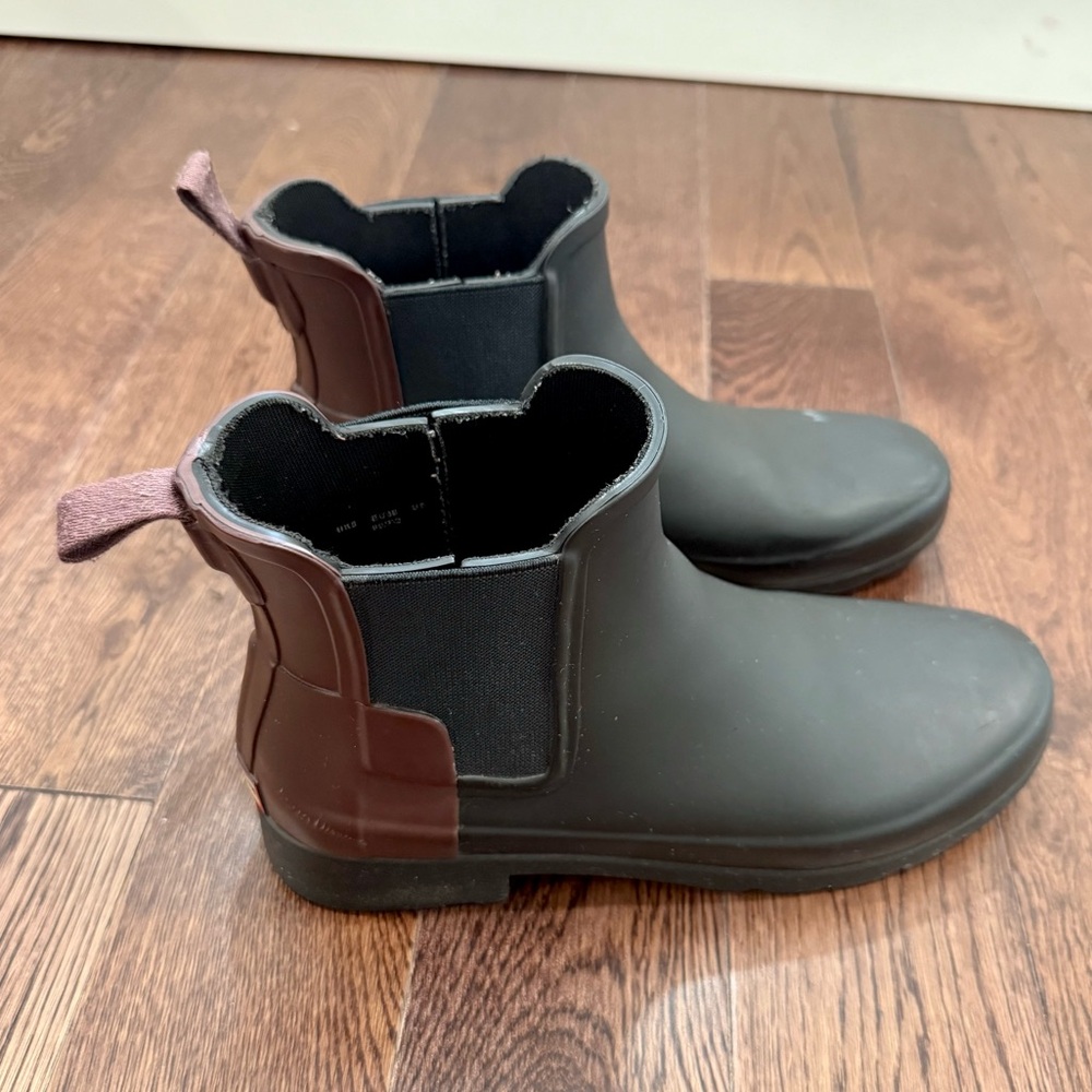 Hunter Original Refined Chelsea Rainboots Maroon